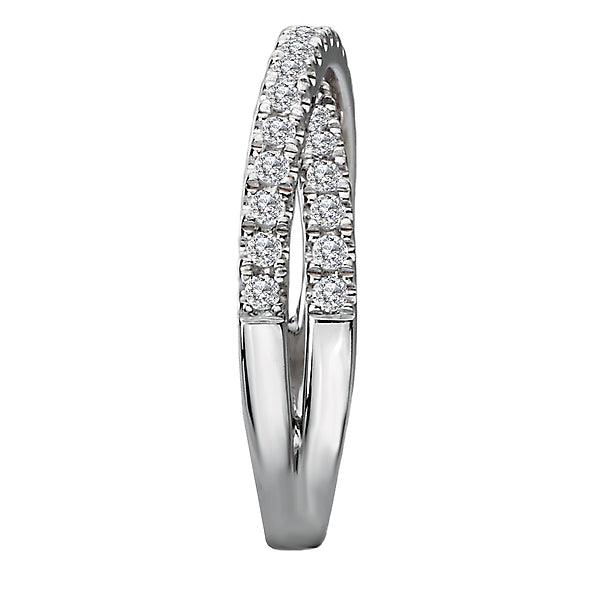 Ladies Fashion Dimaond Ring
